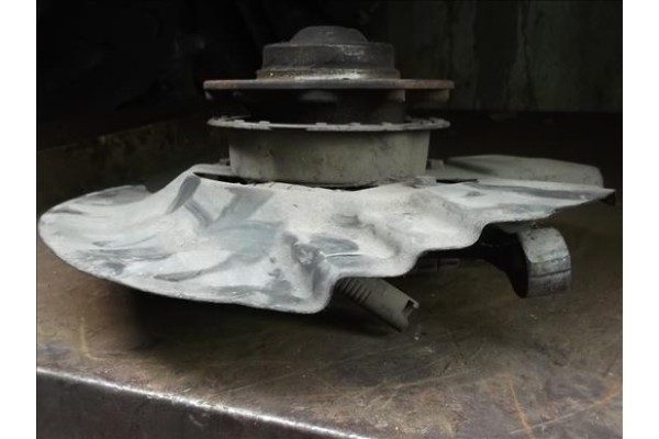 Recambio de mangueta delantero izquierda para bmw serie 3 berlina (e36) 1.7 318tds referencia OEM IAM   