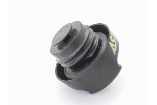 Recambio de tapon combustible para opel astra g berlina 1.6 16v referencia OEM IAM 13140958  