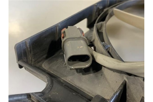 Recambio de electroventilador para nissan micra (k11) 1.0 referencia OEM IAM 214814F100  