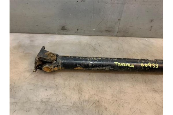 Recambio de cardan trasero para nissan vanette cargo (hc23) 2.3 d referencia OEM IAM 370007C003  