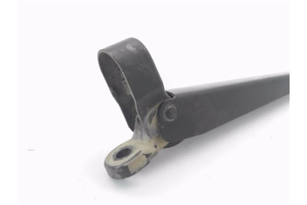 Recambio de brazo limpiaparabrisas trasero para mitsubishi montero pinin (h6_w, h7_w) 1.8 gdi (h66w) referencia OEM IAM MR530981
