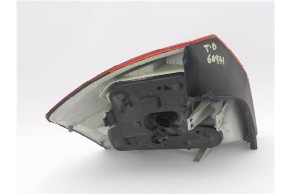 Recambio de piloto trasero derecho para audi a4 berlina (8e) 1.9 tdi (96kw) referencia OEM IAM 8E5945218  
