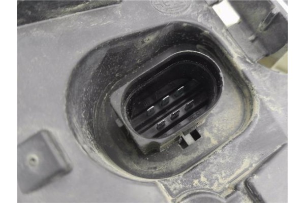 Recambio de piloto trasero derecho para audi a4 berlina (8e) 1.9 tdi (96kw) referencia OEM IAM 8E5945218  