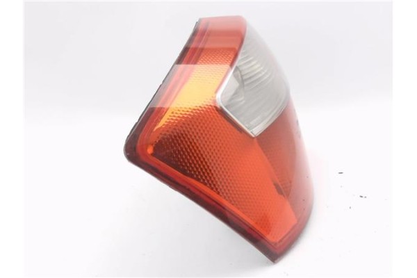 Recambio de piloto trasero izquierdo para audi a4 berlina (8e) 1.9 tdi (96kw) referencia OEM IAM 8E5945217  