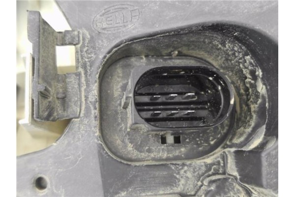 Recambio de piloto trasero izquierdo para audi a4 berlina (8e) 1.9 tdi (96kw) referencia OEM IAM 8E5945217  