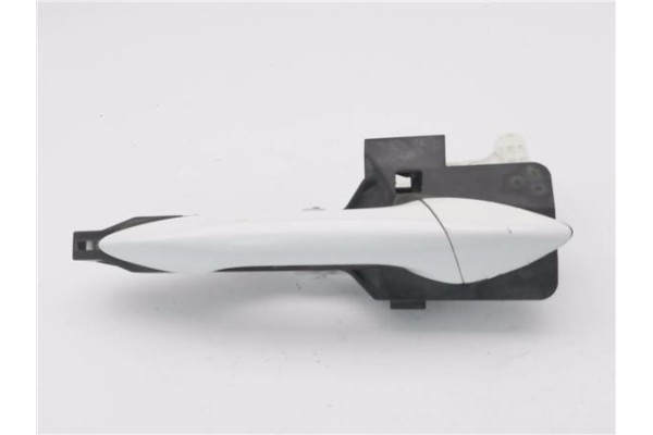 Recambio de maneta exterior trasero derecha para hyundai i30 (gd) 1.4 base referencia OEM IAM 82661A6050  