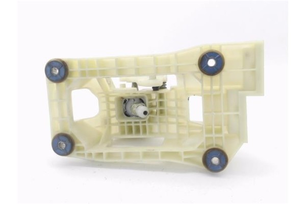 Recambio de conjunto palanca cambio velocidad para hyundai i30 (gd) 1.4 base referencia OEM IAM 43700A5600  