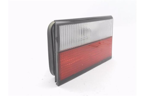 Recambio de piloto porton trasero derecho para citroen xantia berlina 3.0 v6 activa referencia OEM IAM 6351J9  