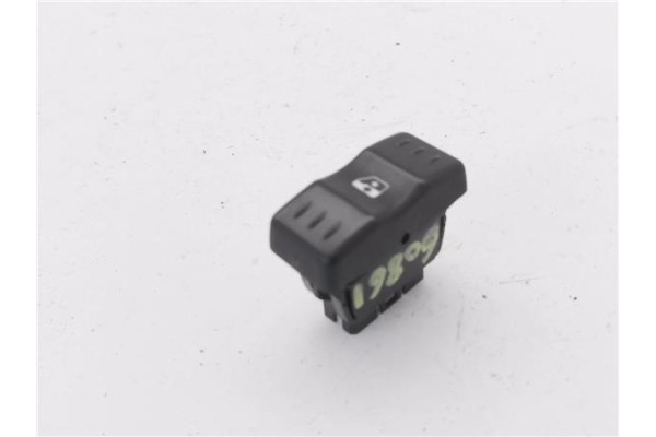 Recambio de mando elevalunas delantero izquierdo para dacia logan 1 1.4 básico referencia OEM IAM 8200108273  