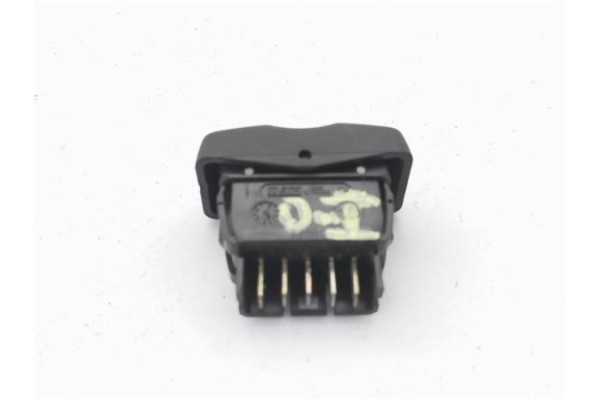 Recambio de mando elevalunas delantero izquierdo para dacia logan 1 1.4 básico referencia OEM IAM 8200108273  