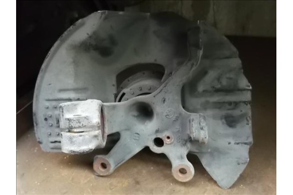 Recambio de mangueta delantero izquierda para bmw serie 3 berlina (e46) 3.0 330i referencia OEM IAM   