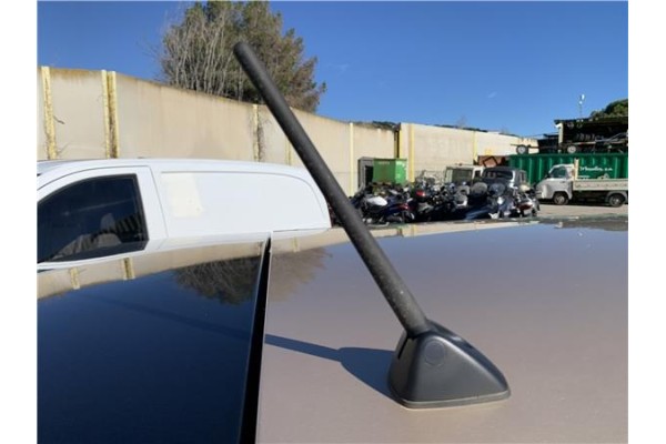 Recambio de antena electrica para lexus rx (mcu_) 400h referencia OEM IAM 8630948040 8630048180 