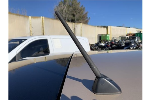 Recambio de antena electrica para lexus rx (mcu_) 400h referencia OEM IAM 8630948040 8630048180 