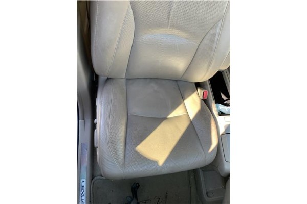 Recambio de asiento delantero derecho para lexus rx (mcu_) 400h referencia OEM IAM 7111048020  