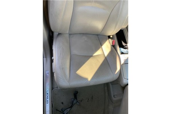 Recambio de asiento delantero derecho para lexus rx (mcu_) 400h referencia OEM IAM 7111048020  