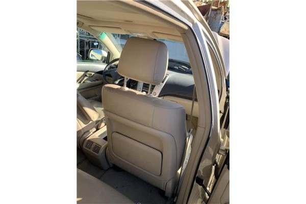 Recambio de asiento delantero derecho para lexus rx (mcu_) 400h referencia OEM IAM 7111048020  