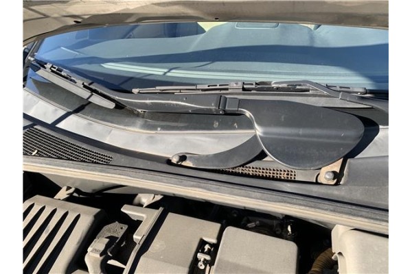 Recambio de brazo limpiaparabrisas delantero derecho para lexus rx (mcu_) 400h referencia OEM IAM 8521148100  