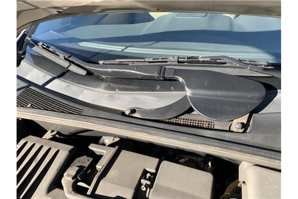 Recambio de brazo limpiaparabrisas delantero derecho para lexus rx (mcu_) 400h referencia OEM IAM 8521148100  