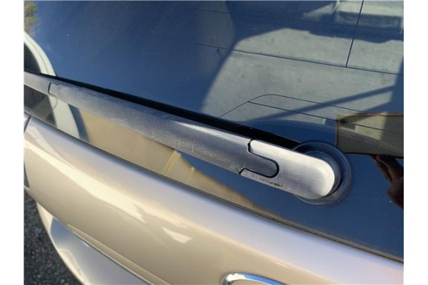 Recambio de brazo limpiaparabrisas trasero para lexus rx (mcu_) 400h referencia OEM IAM 8524148040  