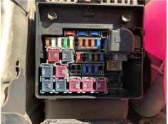 Recambio de caja fusibles/rele para lexus rx (mcu_) 400h referencia OEM IAM 8262048050  