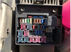 Recambio de caja fusibles/rele para lexus rx (mcu_) 400h referencia OEM IAM 8262048050  