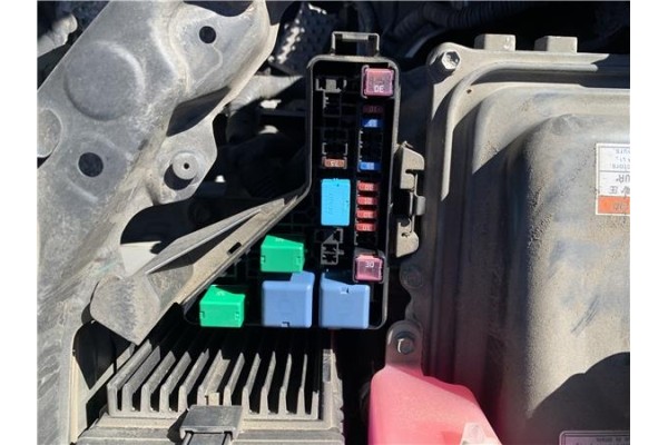 Recambio de caja fusibles/rele para lexus rx (mcu_) 400h referencia OEM IAM 8260248070  