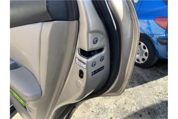 Recambio de cierre electromagnetico trasero derecho para lexus rx (mcu_) 400h referencia OEM IAM 6905060070 6905060071 