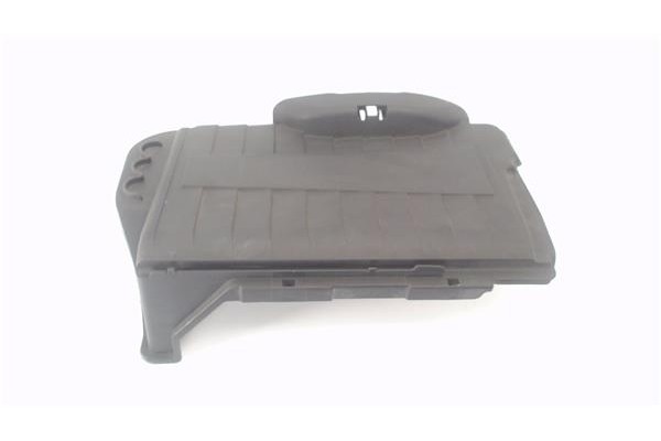 Recambio de tapa bateria para mercedes-benz clase b (bm 246) 1.8 b 200 cdi (246.201) referencia OEM IAM A2465410005  