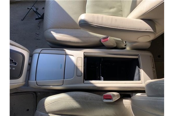 Recambio de consola para lexus rx (mcu_) 400h referencia OEM IAM 5881048170A0 5881048400A0 