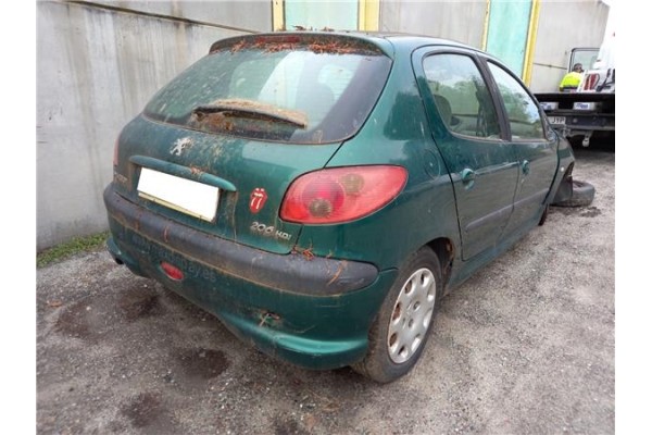 peugeot 206 berlina (1998) del año 