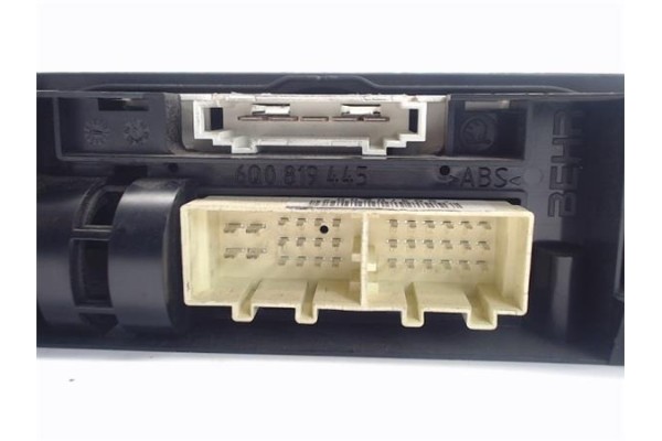 Recambio de mandos calefaccion / a.a. para volkswagen polo iv (9n3) referencia OEM IAM (6Q0820045H) (90151321/0000) 