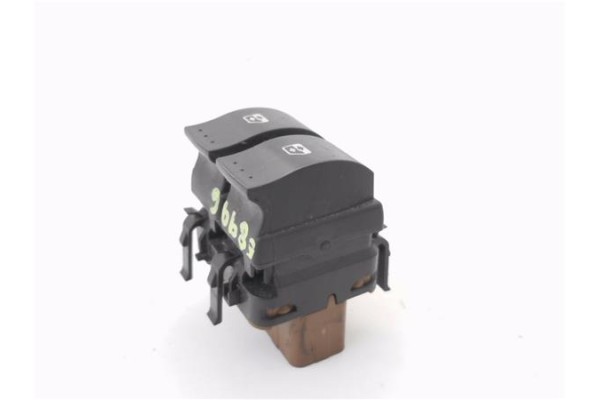 Recambio de mando elevalunas delantero izquierdo para renault megane ii classic berlina 2.0 expression referencia OEM IAM 315040