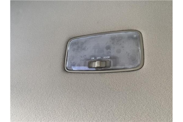 Recambio de luz trasero central techo para lexus rx (mcu_) 400h referencia OEM IAM 8124033030A0  