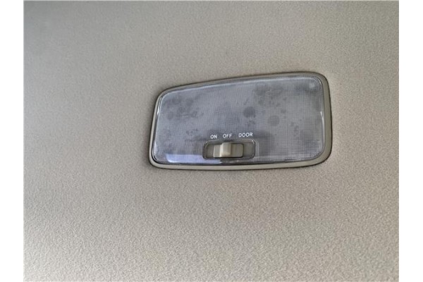 Recambio de luz trasero central techo para lexus rx (mcu_) 400h referencia OEM IAM 8124033030A0  