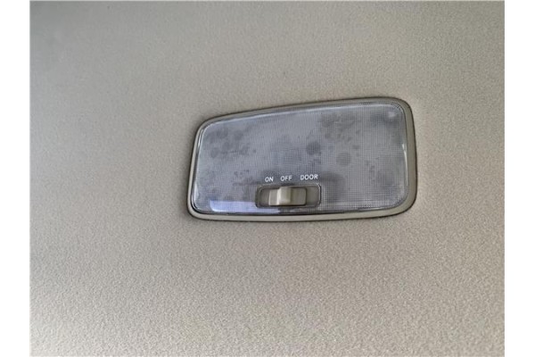 Recambio de luz trasero central techo para lexus rx (mcu_) 400h referencia OEM IAM 8124033030A0  