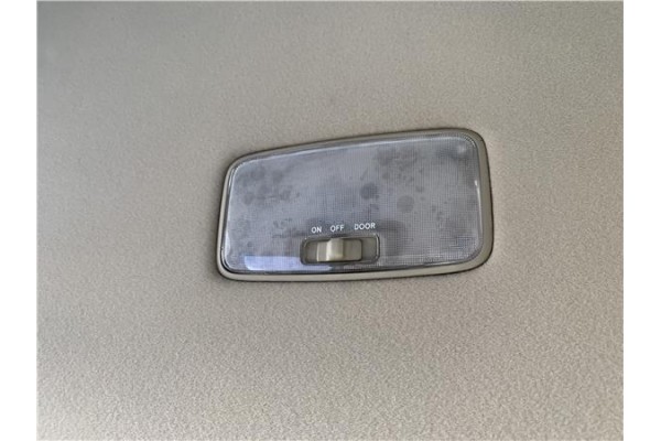 Recambio de luz trasero central techo para lexus rx (mcu_) 400h referencia OEM IAM 8124033030A0  