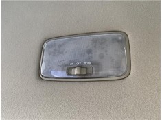 Recambio de luz trasero central techo para lexus rx (mcu_) 400h referencia OEM IAM 8124033030A0  