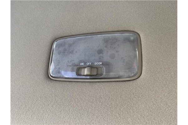 Recambio de luz trasero central techo para lexus rx (mcu_) 400h referencia OEM IAM 8124033030A0  