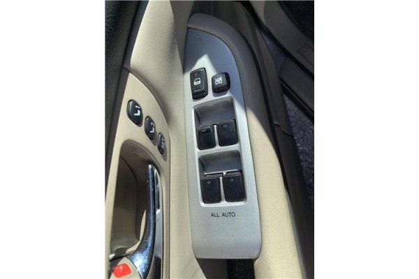 Recambio de mando elevalunas delantero izquierdo para lexus rx (mcu_) 400h referencia OEM IAM 8404048080  