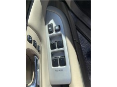 Recambio de mando elevalunas delantero izquierdo para lexus rx (mcu_) 400h referencia OEM IAM 8404048080  