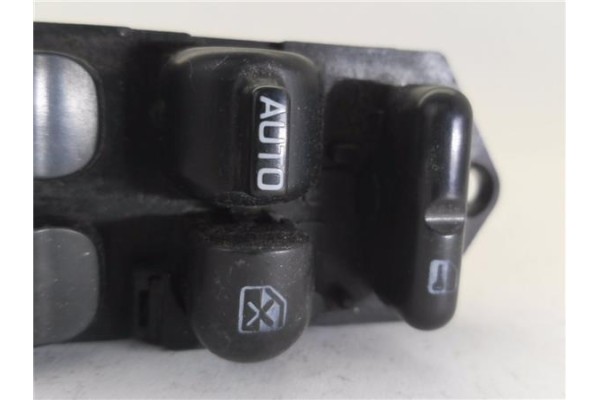 Recambio de mando elevalunas delantero izquierdo para nissan sunny berlina (n14) 1.6 i referencia OEM IAM 2540163C10 254016 
