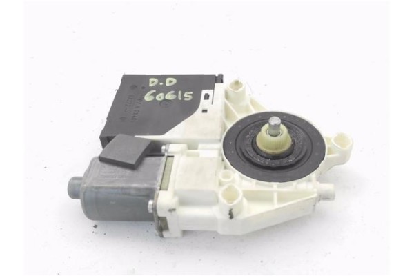 Recambio de motor elevalunas delantero derecho para audi a3 sportback (8pa) 2.0 tdi ambiente referencia OEM IAM 8P0959802H S0060