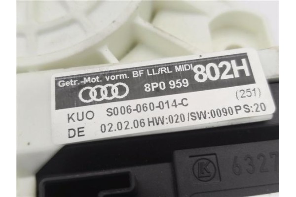 Recambio de motor elevalunas delantero derecho para audi a3 sportback (8pa) 2.0 tdi ambiente referencia OEM IAM 8P0959802H S0060