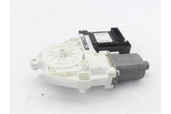 Recambio de motor elevalunas trasero derecho para audi a3 sportback (8pa) 2.0 tdi ambiente referencia OEM IAM 8P04959802D S00607
