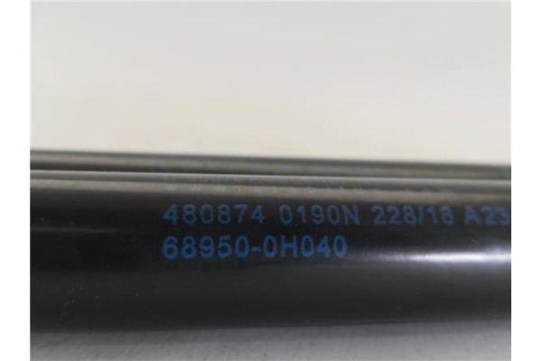 Recambio de amortiguador porton para citroen c1 1.0 city edition referencia OEM IAM 689500h040  