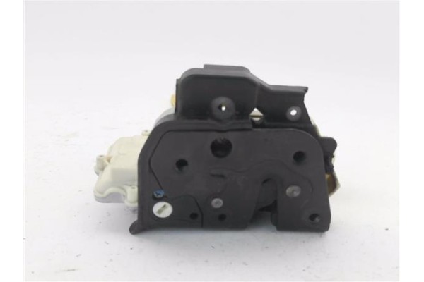 Recambio de cierre electromagnetico delantero derecho para audi a3 sportback (8pa) 2.0 tdi ambiente referencia OEM IAM 4F1837016