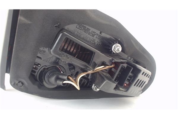 Recambio de piloto porton trasero derecho para volkswagen golf vii (5g1/be1) híbrido gte referencia OEM IAM 5G0945308F 81240201 