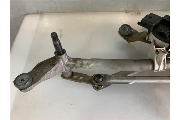 Recambio de motor limpiaparabrisas delantero para renault megane ii (bm0/1_, cm0/1_) 1.6 16v (bm0c, cm0c) referencia OEM IAM 107