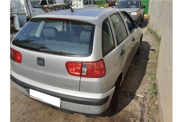 seat ibiza (6k1) del año 2001