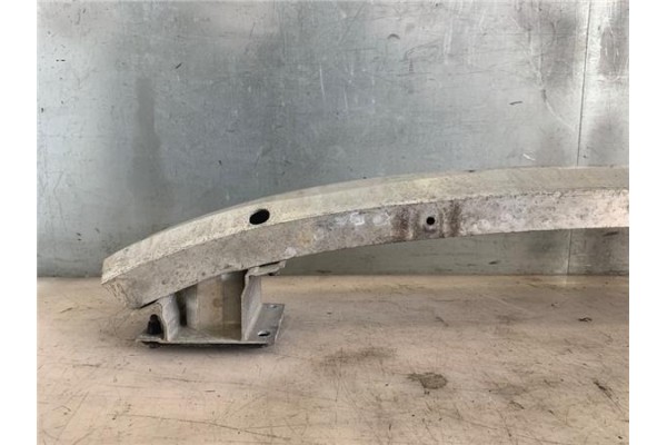 Recambio de refuerzo paragolpes para land rover freelander (ln) 2.0 di referencia OEM IAM DPE000060  